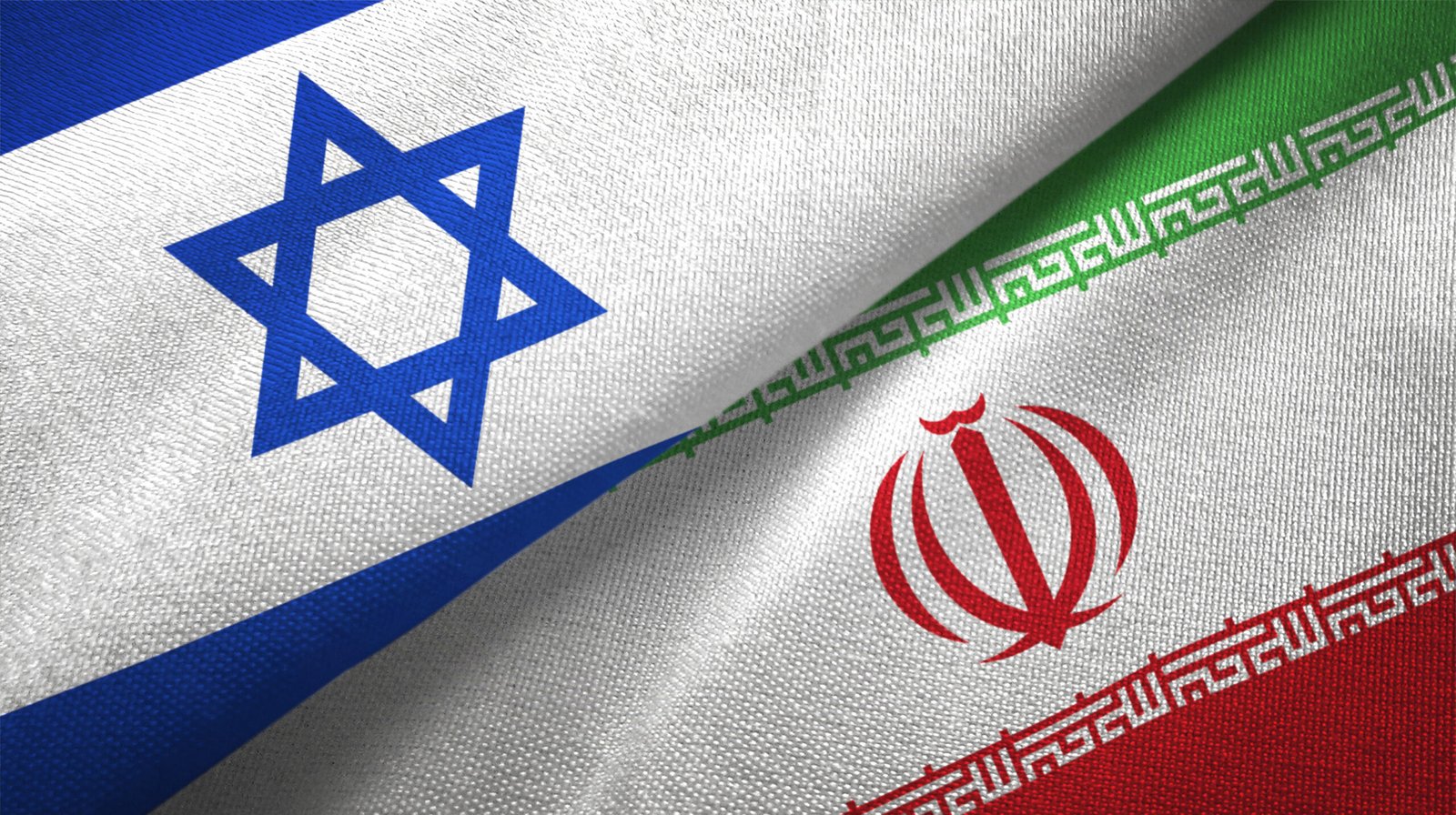 Bandeiras de Israel e Irã juntas, textura de tecido - reprodução Stimson