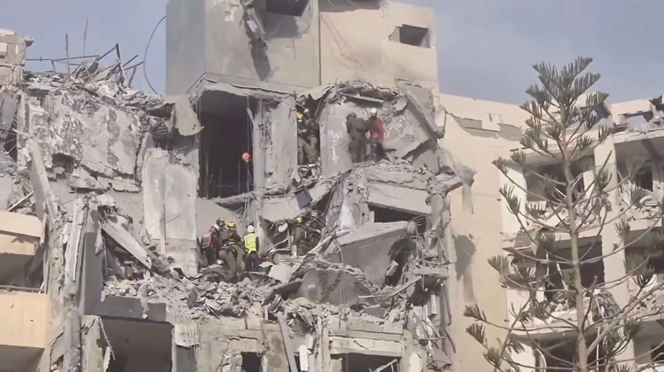 Prédio atingido por míssil iraniano em Bersheba, Israel - reprodução: State Of Israel
